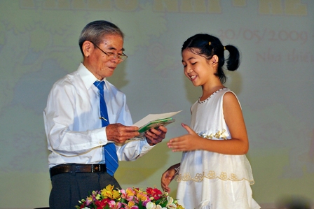 Nhà văn Thy Ngọc qua đời